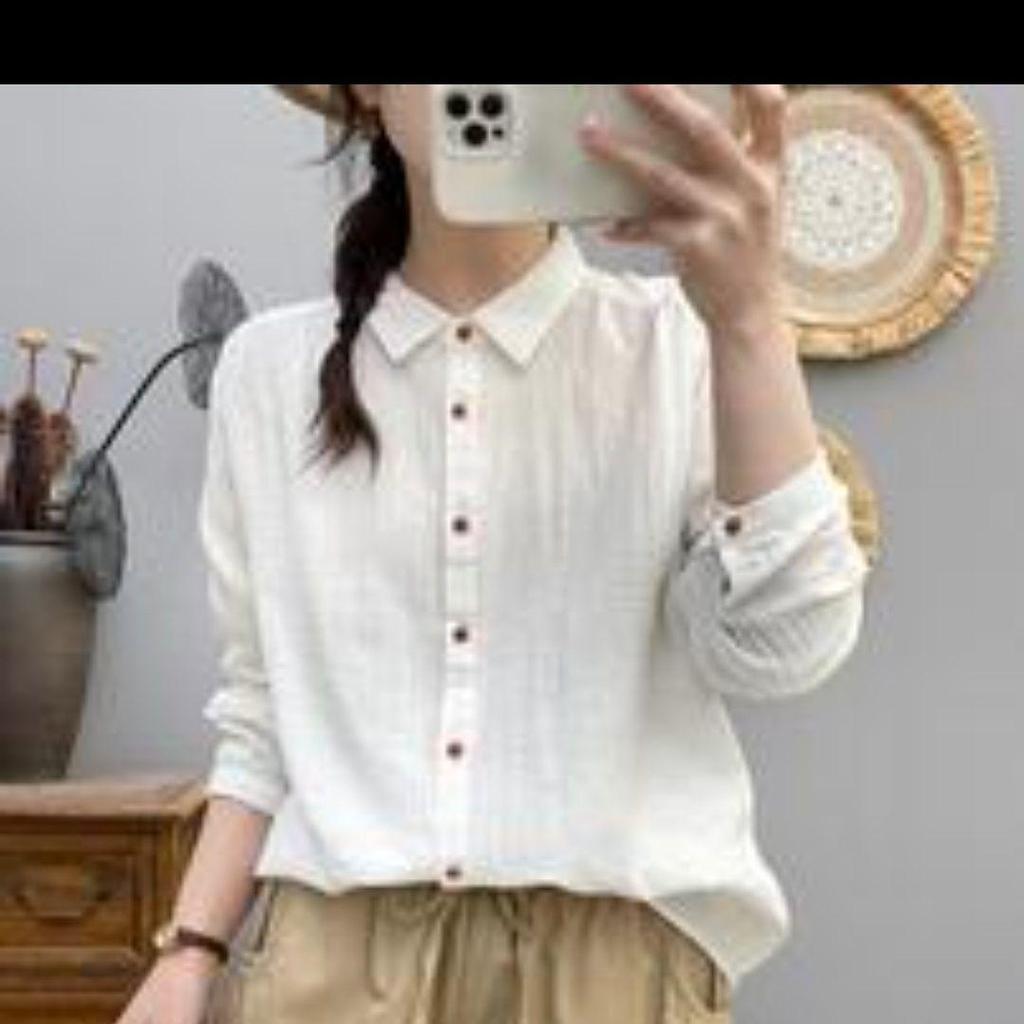 Women's Long-Sleeve Double-Layer Cotton Gauze Shirt with Colored Buttons and Turn-Down Collar for Spring and Autumn