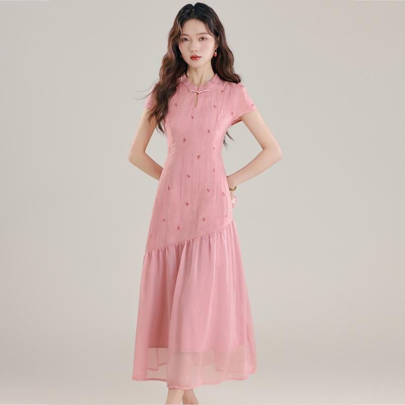 Modern Watercolor Pink Qipao Dress: Women's Slimming Waist-Cinched Long Skirt, Summer 2026 Edition