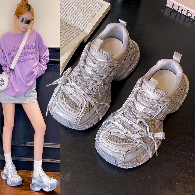 European retro polished graffiti platform dad shoes women 2025 new casual muffin shoes versatile mesh sneakers