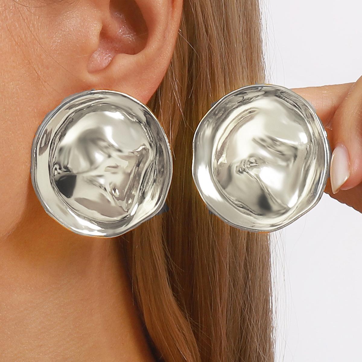 Geometric Glossy Large Round Stud Earrings for Women Ladies Simplicity Exaggerated Dangle Earrings Vacation Jewelry Accessories