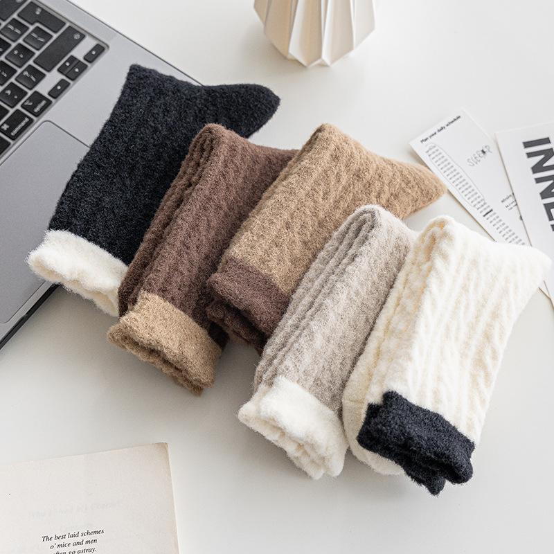 Women's Mid-calf Socks for Autumn and Winter, Thick and Warm Mink Fleece with Linen Patterns, Long Home Sleeping Socks