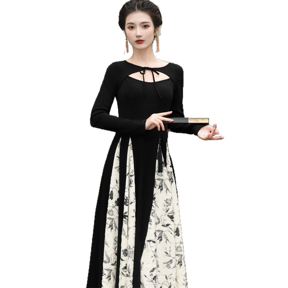 Elegant Retro Floral Print Long-Sleeve Dress - Women's Early Spring 2026 Collection