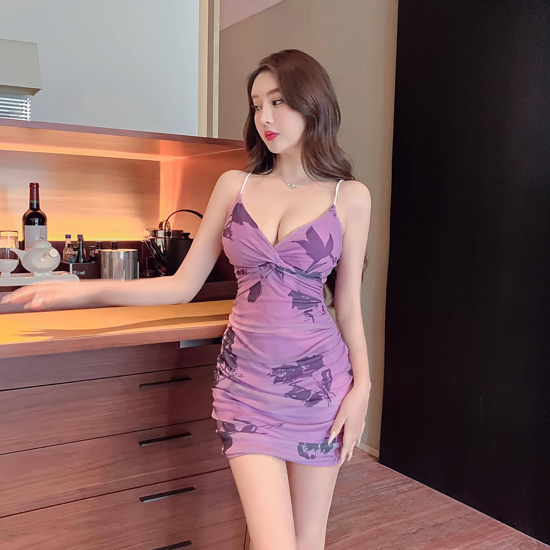 

Nude smudge neck sling short skirt sexy V-neck high-waisted mesh low-cut backless pleated dress L
