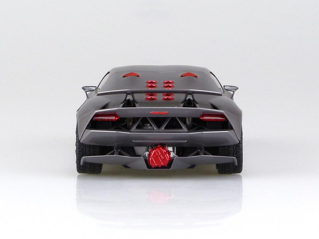 Aoshima Bunka Kyozaisha Super Car Series Lamborghini Sesto Element Plastic Model 1/24 No.21