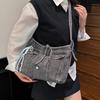 New retro trendy cool denim tote bag fashion high temperament student leisure class commuter messenger bag