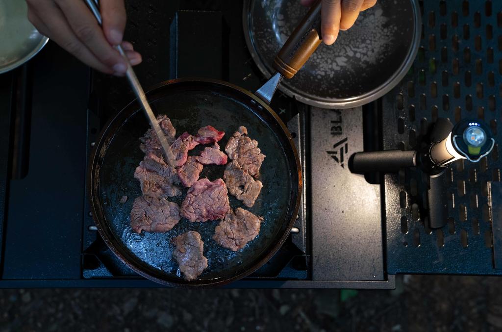 Adventure Gear Yokotetsu Iron Frying Pan Detachable Handle Camping