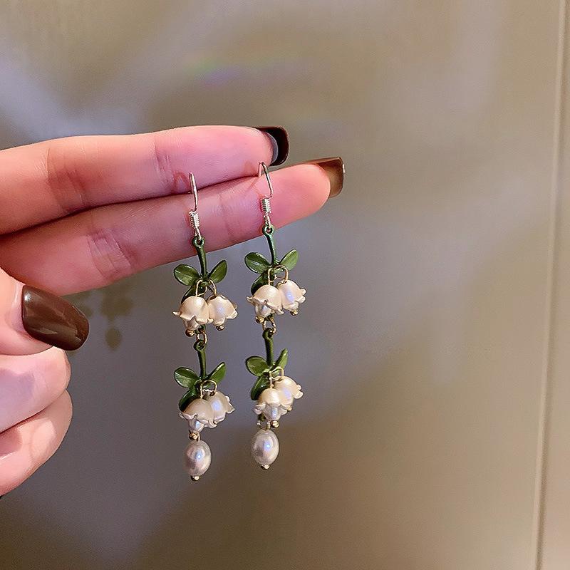 New Design Lily of The Valley Zircon Green Ear Hook for Women Fashion Elegant White Flowers Drop Earrings Wedding Party Zircon