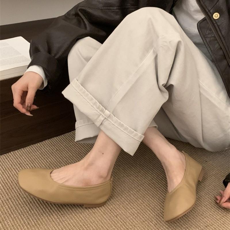 One Pedal Soft Leather Soft Sole Retro Grandma Shoes 2025 New Internet Celebrity Flat Bottom Versatile Square Head Single Shoes Women's Doudou Shoes
