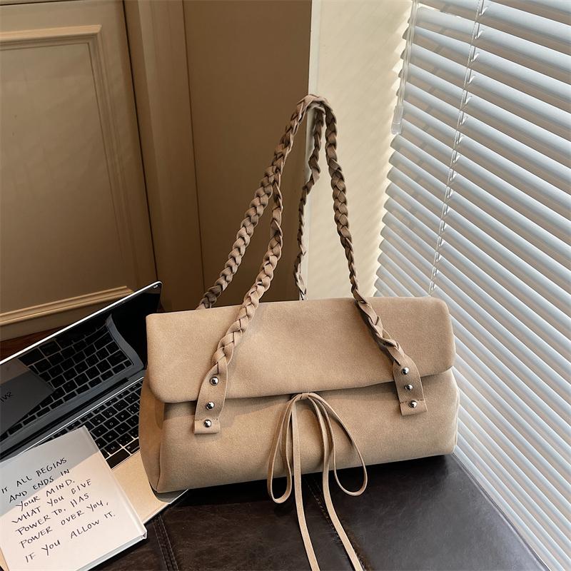 Simple and Stylish Women's Shoulder Bag Woven Shoulder Strap Tassel Bow Decoration Large Capacity Casual Daily Bag Suitable for  Women's Holiday Gift