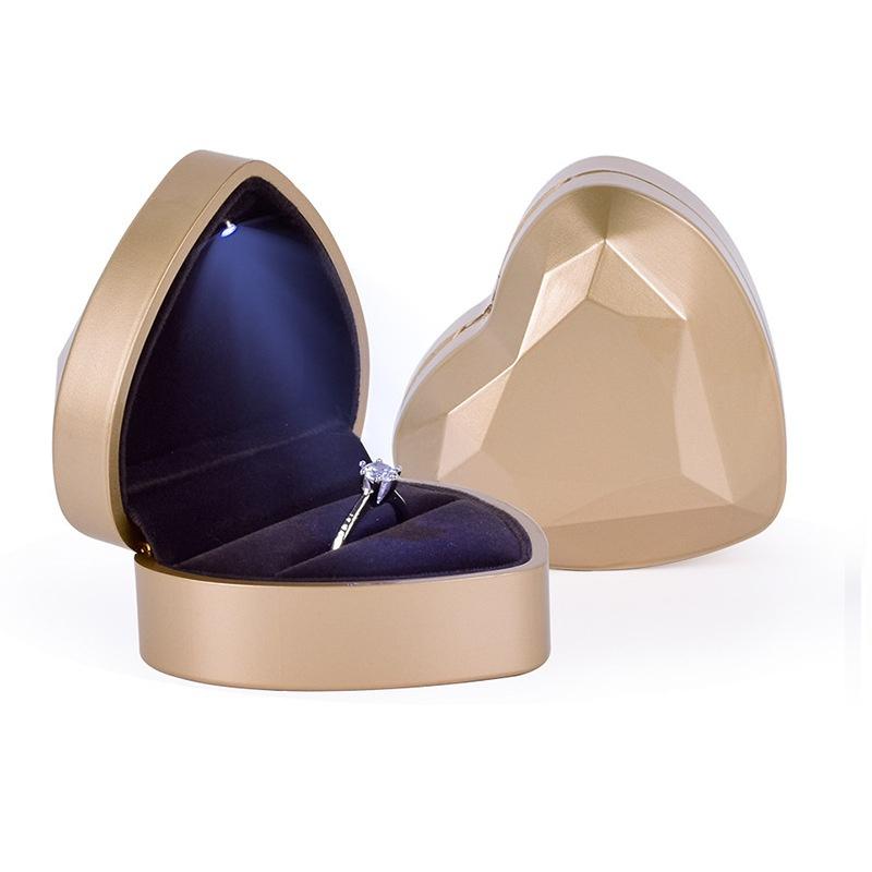 

Simple Love Heart Shaped LED Light Jewelry Box Proposal Confession Ring Box Light Jewelry Box Accessories Gifts Decoration золотой
