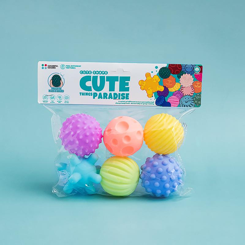 Infant Tactile Sensory Soft Rubber Grip Ball Toy for Bathing and Massage