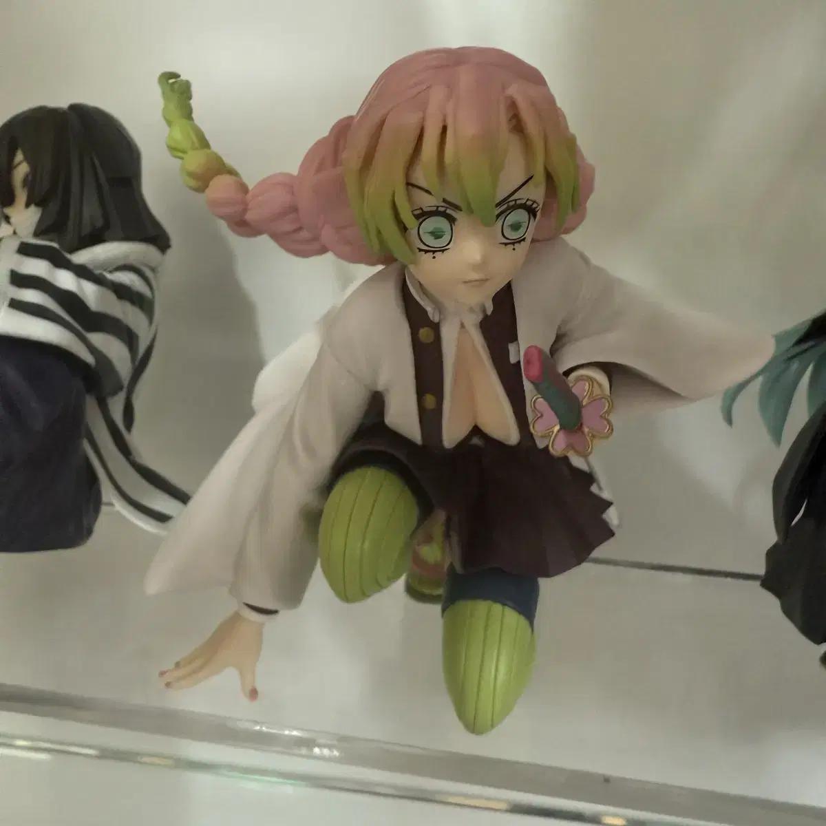 

Kanroji Mitsuri Noodle Stopper Figure Demon Slayer Earsword