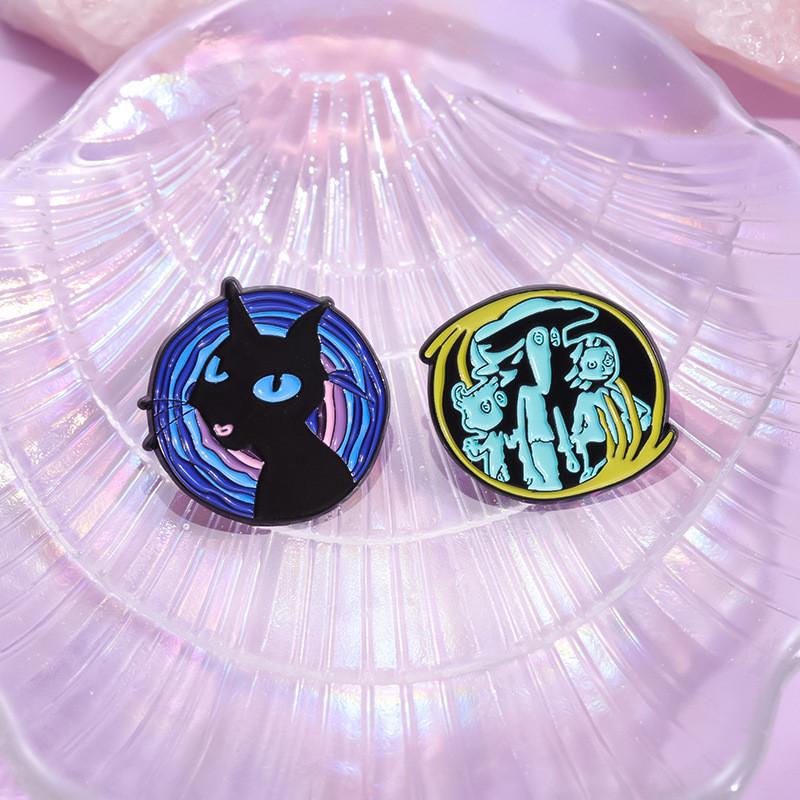 Unique Cartoon Character Design Alloy Brooch For Collectors And Fashion Enthusiasts