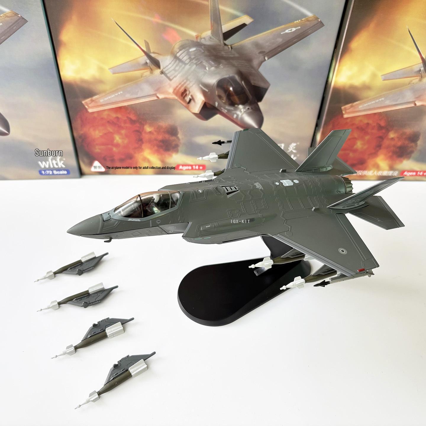 1/72 Italian Air Force F-35A Stealth Fighter Model