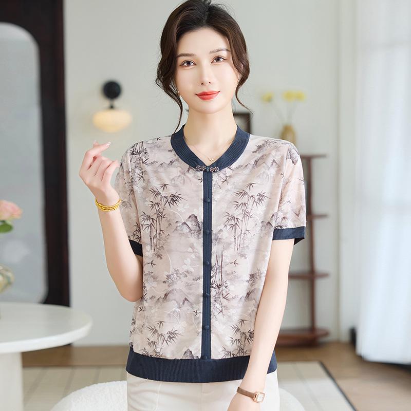 2026 New Chinese Style Ice Silk V-Neck Short-Sleeve Top for Mothers - Elegant Summer Shirt for Middle-Aged and Elderly Women
