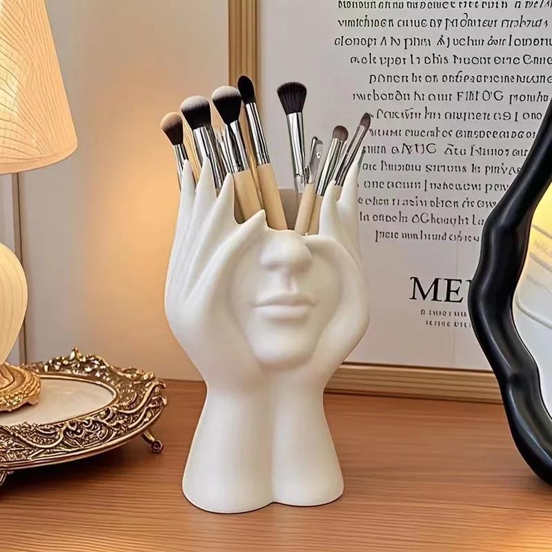 1/2PCS Creative Human Body Art Styling Office Supplies Desktop Multifunctional Storage Pen Holder Makeup Brush Holder Decoration