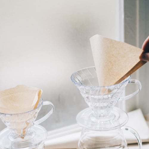 HARIO V60 Transparent Dripper 02, Clear, for 1-4 Cups of Coffee, Hand Drip, Made In Japan, VDR-02-T