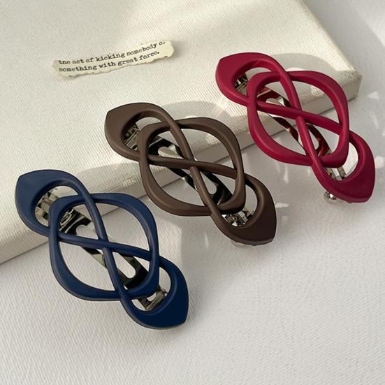 Hair Barrette Retro Style Hollow Metal Spring Design Back Head Hair Clip Women Matte Finish Hair Accessories
