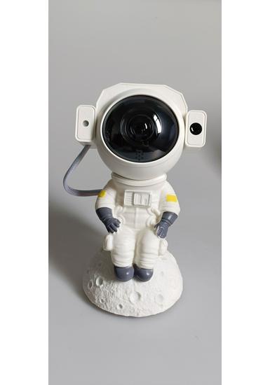 Cosmic Astronaut Bluetooth Projector: Starry Sky, Aurora, and Cloud Night Light for a Romantic Bedroom Atmosphere