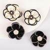 Camellia Brooch Black White Fabric Badge Mourning Funeral Corsage Pin High-End French Elegant Bag Clothes Scarf Accessory Brooch