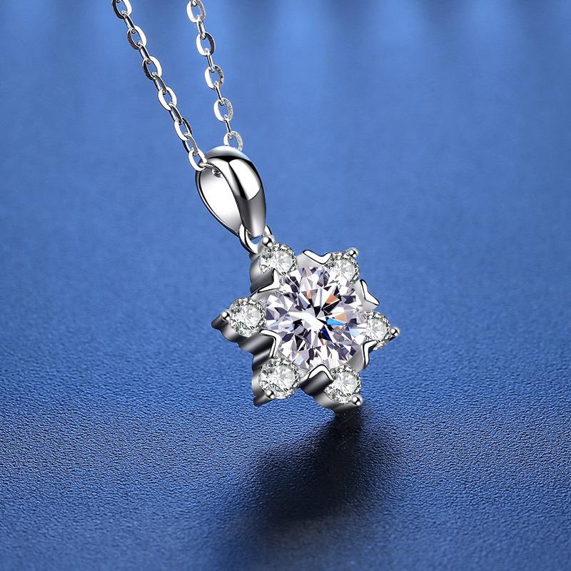 Bague Ringen 100% 925 Silver Fine Necklace 1 Carat Moissanite Classic Snowflake Pendant For Women Wedding Fashion Jewelry Gifts