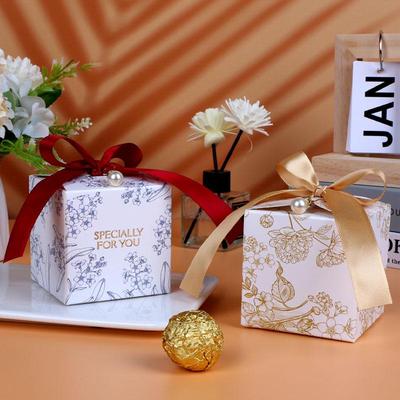 Confezionare regali – Scatole regalo