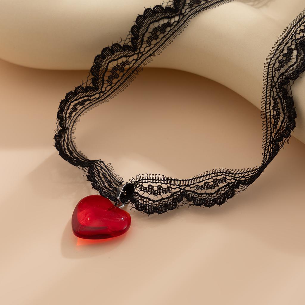 Sweet Cool Black Lace Collarbone Chain Choker Dark Wind Red Peach Heart Pendant Necklace