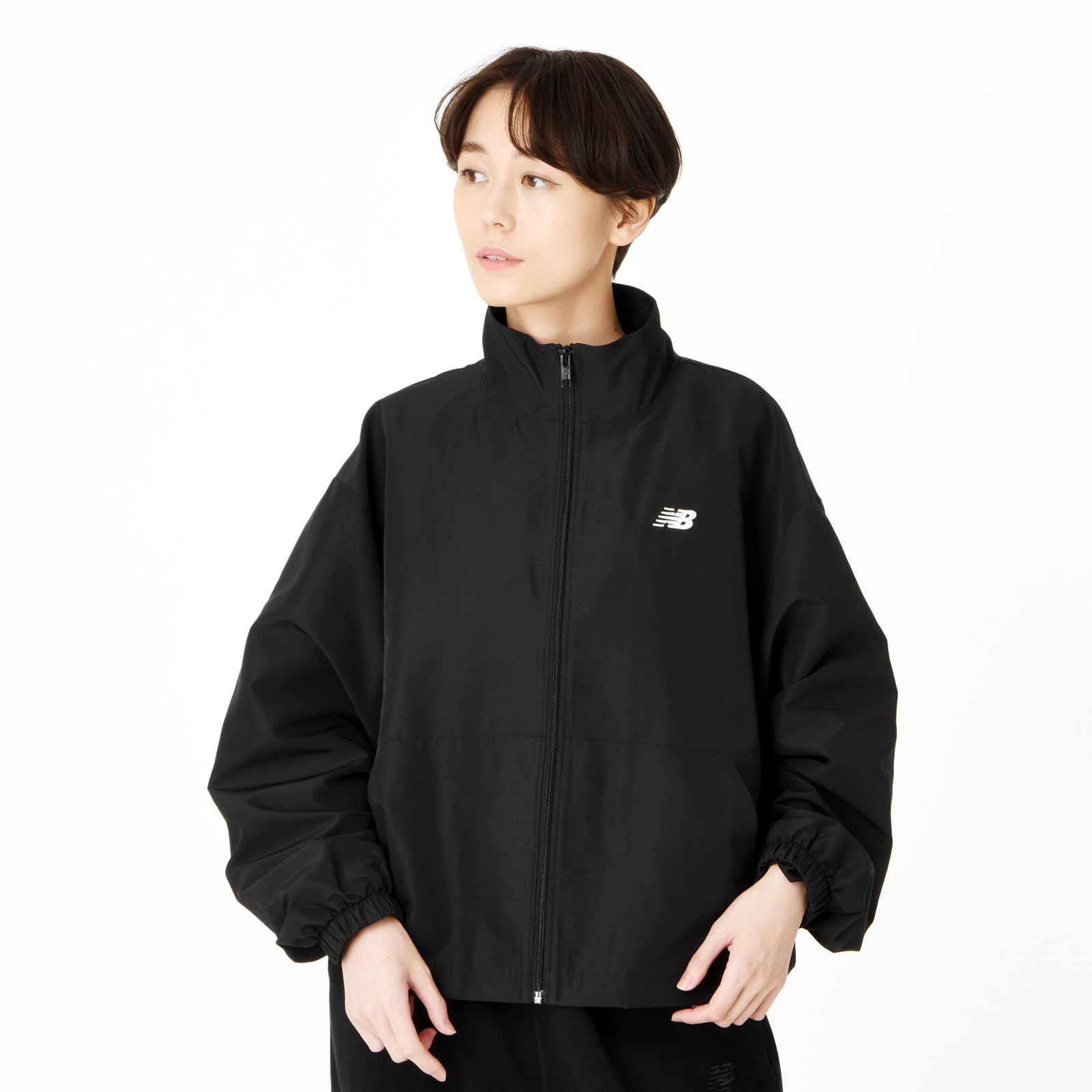 

Тканая куртка BK [New Balance] женская (WJ41500) (черный)