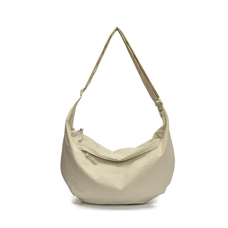 Nylon Duffle Bag For Women With Zipper Closure And Casual Style Perfect For Travel And Leisure