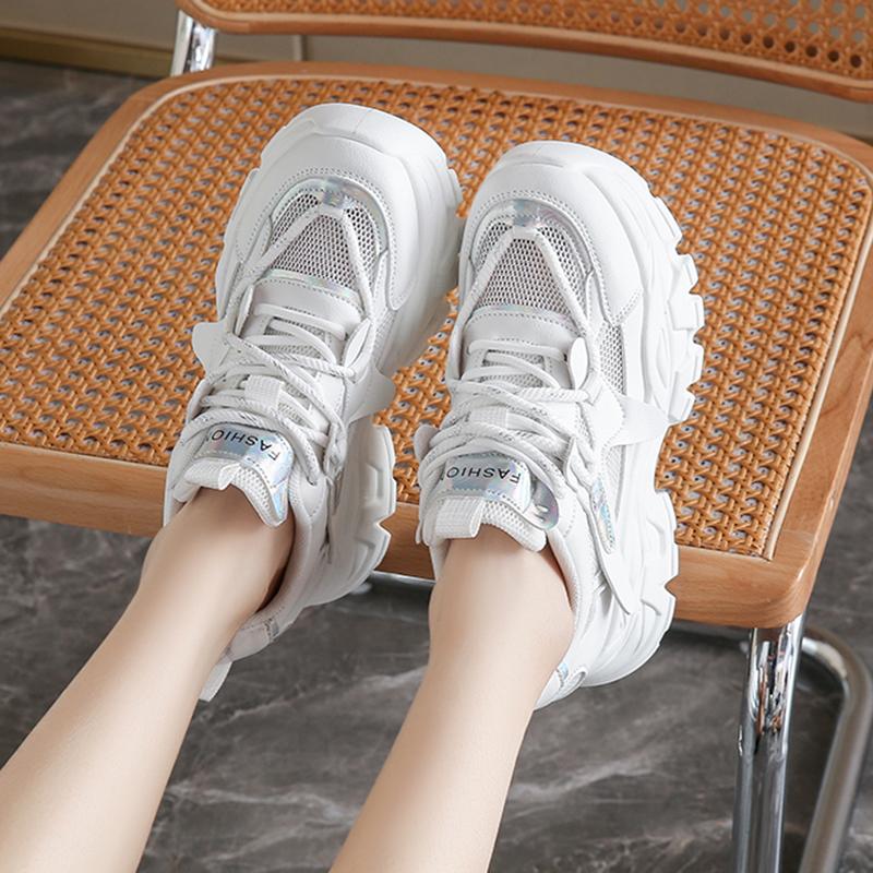 Fashion Breathable Chunky White Sneakers for Women Fashion Laser Thick Bottom Vulcanize Shoes Woman 2025 Lace Up Platform Running Shoes