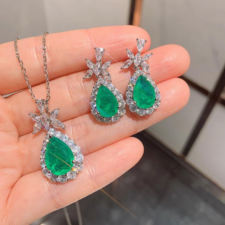 Simulation Paraiba Blue Noblewoman Pendant Emerald Bride Vintage Jewelry Necklace Earring Set