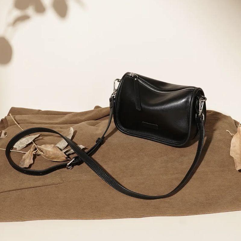 

Winter new fashion light luxury wrist diagonal span shoulder women s bag