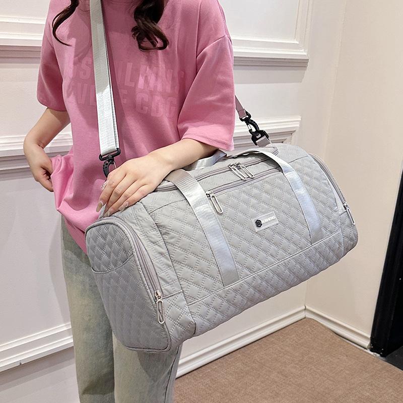 Travel Bag Dry and Wet Separation Fitness Bag Large Capacity Yoga Bag Sports Tote Bag One Shoulder Labor Boarding Bag