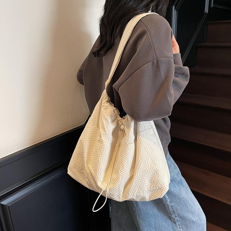 New Drawstring Design Shoulder Bag Women's Japanese Large-capacity Lightweight Messenger Bag College Students In Class Storage Tote Bag