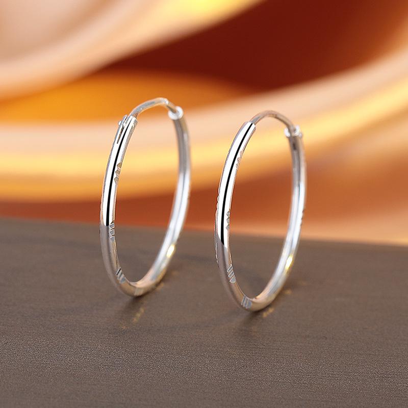 Simple Plain Hoop Car Flower Earrings Trendy Women S Earrings Earrings Light Luxury High-End Hoop Earrings