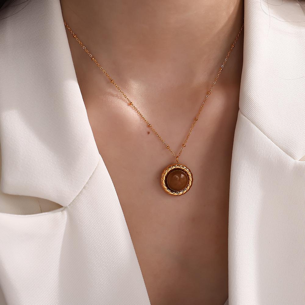 Cross-Border French Style Personalized Tigereye Vintage Pendant Necklace Stainless Steel All-Match Women's Chic Ornament