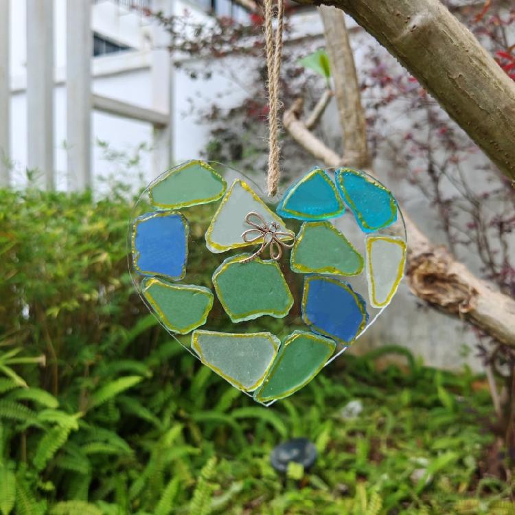 Blue Green White Sea Glass Pendant Hanging Decoration Sea Glass Heart Ornament for Living Room Decoration Car Interiors