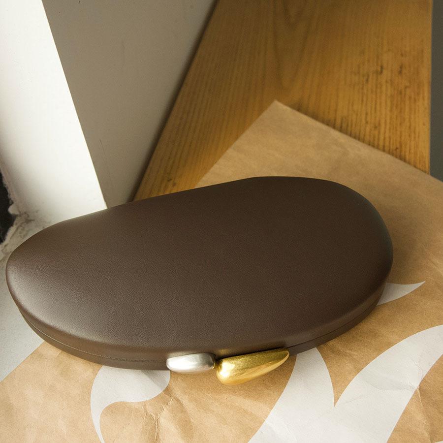 New matte special-shaped goose egg shell acrylic bag, fashionable and simple dinner clutch