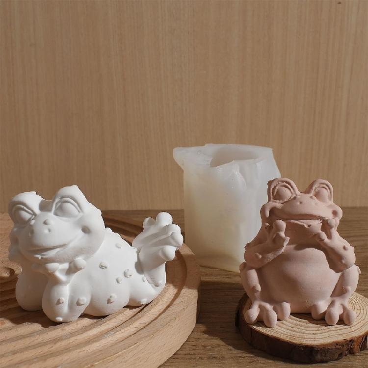 Flexible Frogs Shaped Silicone Mould With Detailed Texture Ideal For Handmade Candle Soaps Craft Easy Demolding