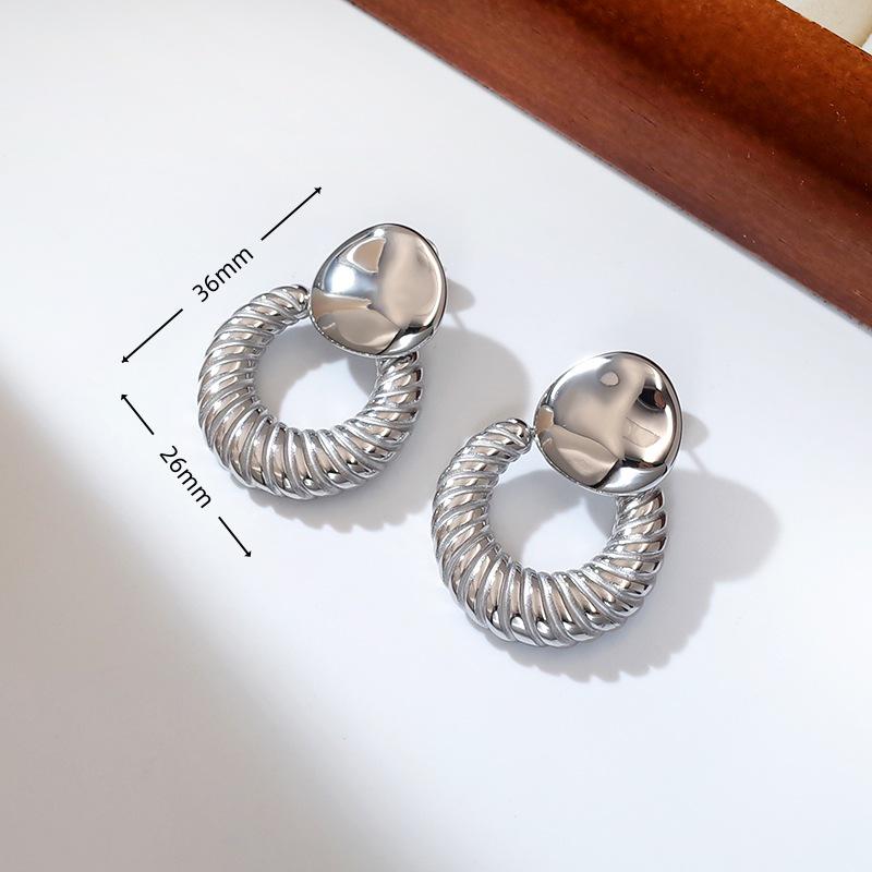 2025 European Geometric Titanium Steel Stud Earrings: Lightweight, Luxury, High-End Fashion for Women