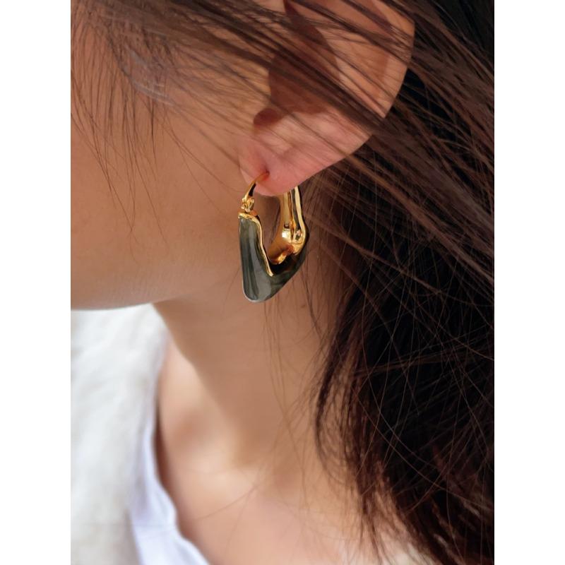 

Смоляні сережки Жіночі геометричні нерегулярні сережки-гвоздики Нові модні ювелірні вироби для вечірок U-подібні сережки Ретро-індивідуальність Усе з сережками-нишами