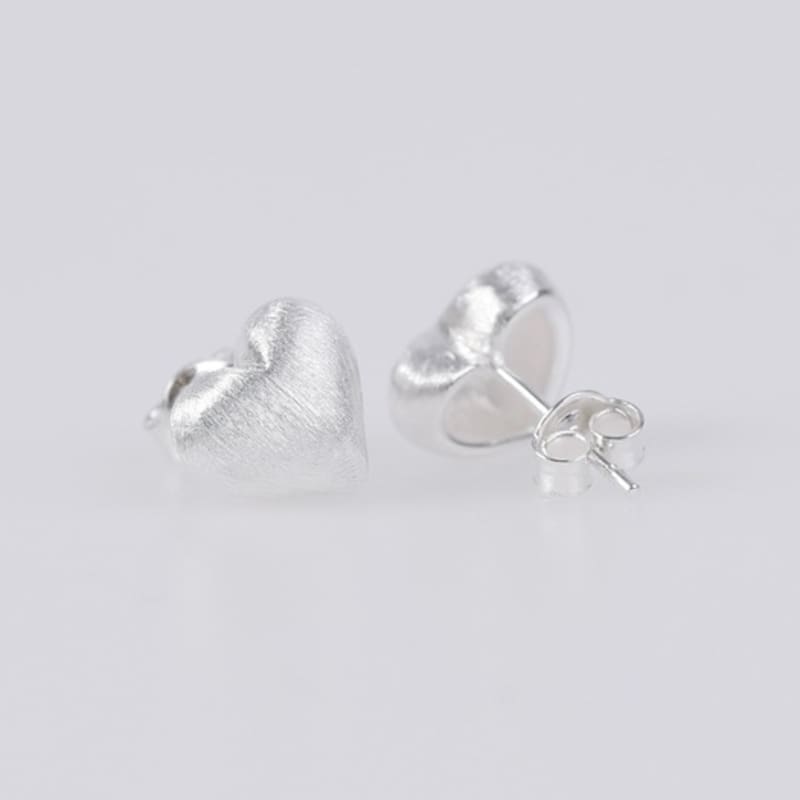 BEFORE MOONRISE [Silver 925] Glowing Heart Earrings SE201