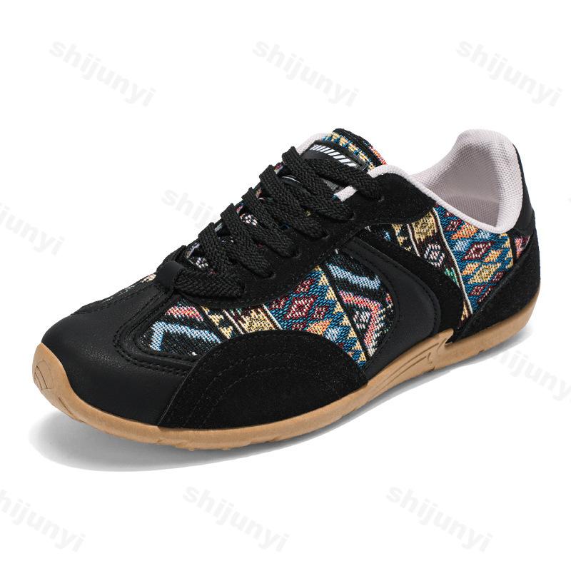 

Fashion Men s Shoes 2025 Spring New Fashion Canvas Low Top Retro Casual Shoes Versatile Sports Comfortable Lightweight Lace-up Sneakers 39 чёрный