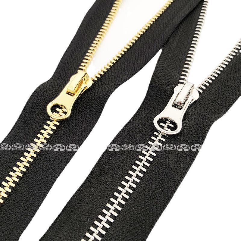 Universal Metal Zipper Puller for Duvet Covers, Backpacks, and Jackets