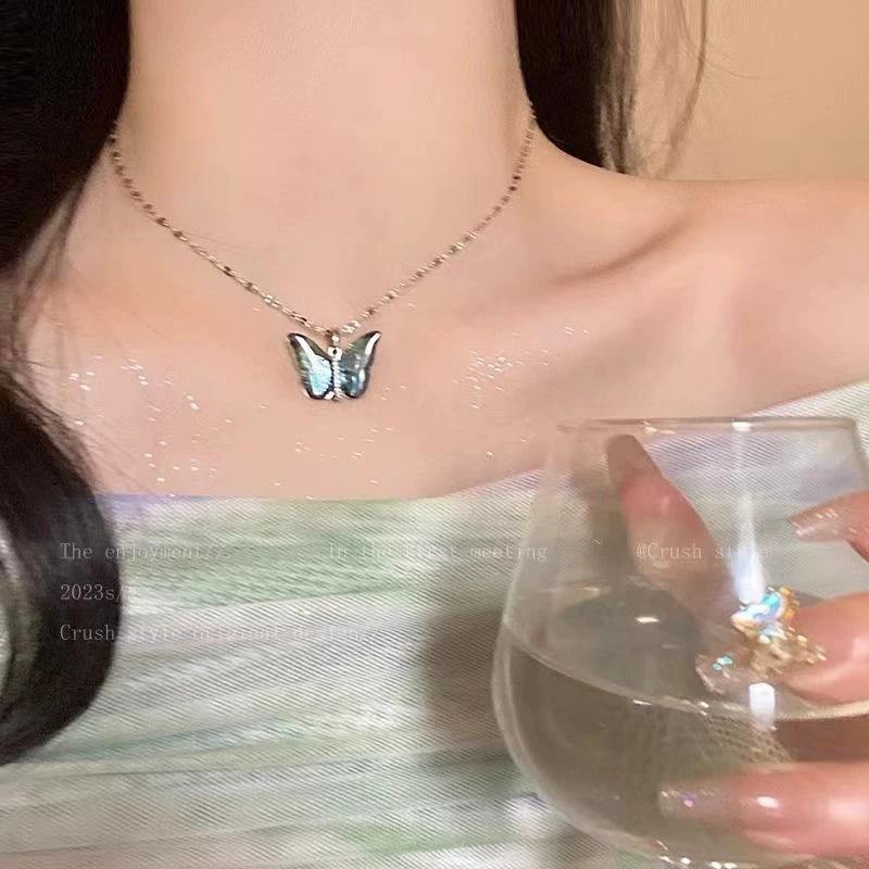 Suitable For Summer Coolness Double-Layer Butterfly Necklace Accessories Women'S Light Luxury Niche Flash Exquisite Collarbone Chain Neck Chain
