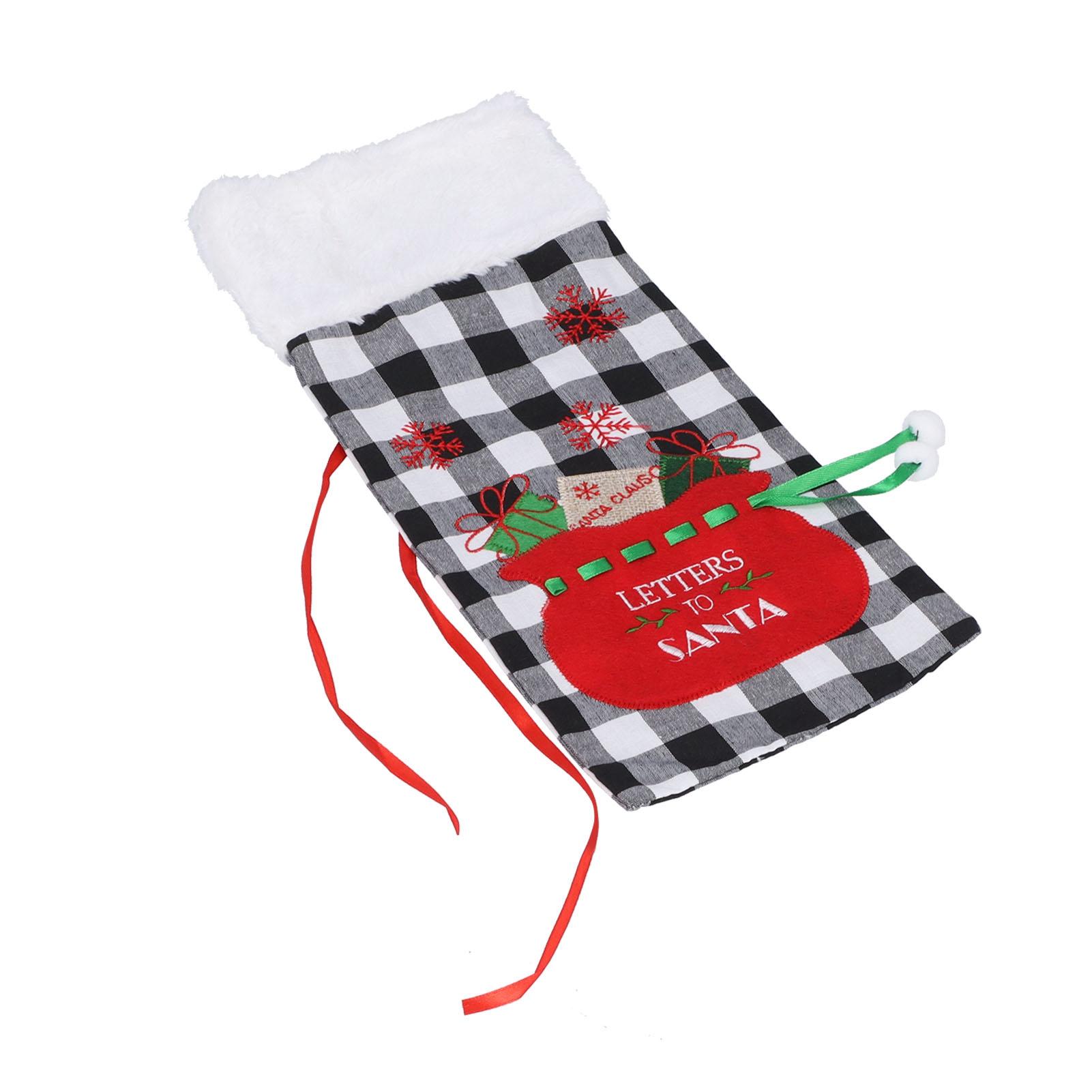 

Square Grid Design Wine Bottle Cover Wine Bottle Sweater Bag for Home Christmas Party Home Bar Black and White Checkered