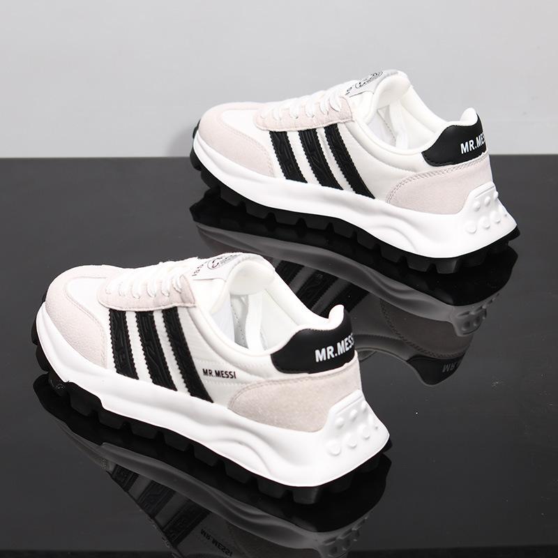 Sommar andningsbara Forrest Gump skor bekväma och enkla låga skor förhöjda låga sneakers MY