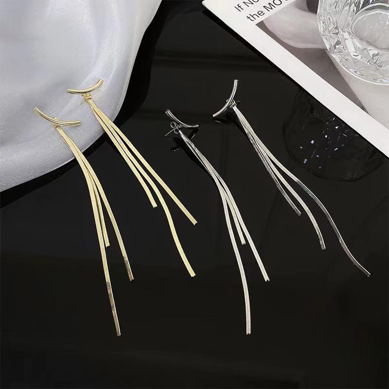 S925 Silver Needle Long Earrings: Elegant Korean Design with Fashionable Metal Tassels, Perfect for a Slim Facial Look.