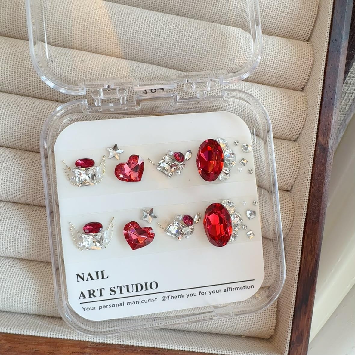 

BIBII Nail Color Crystal Nail Gem Glitter Nail Perfect for DIY Nail Home DIY or Nail Salon Salon Birthday Holiday with Storage Box Parts, Rhinestones,