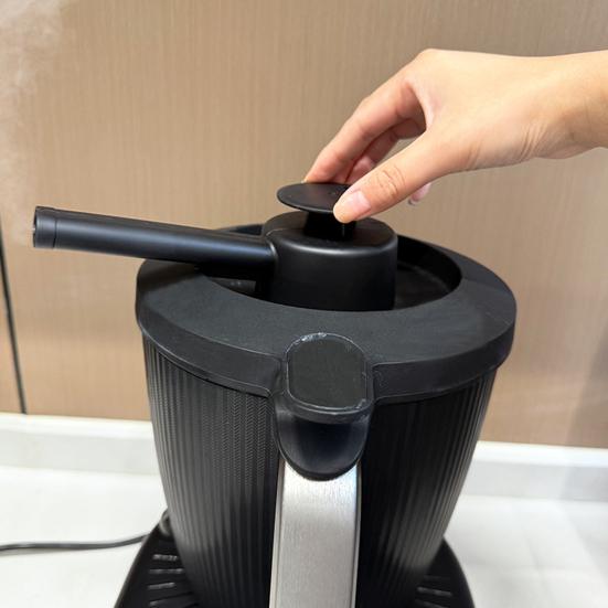 Exhaust Pipe with Raised Handle Rotating Installation Side Exhaust for Kitchen Cabinets Moisture Protection Dishwasher Safe Heat Resistant Accessory